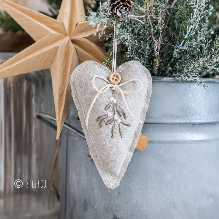 Stickdatei ITH Herz Mistelzweig