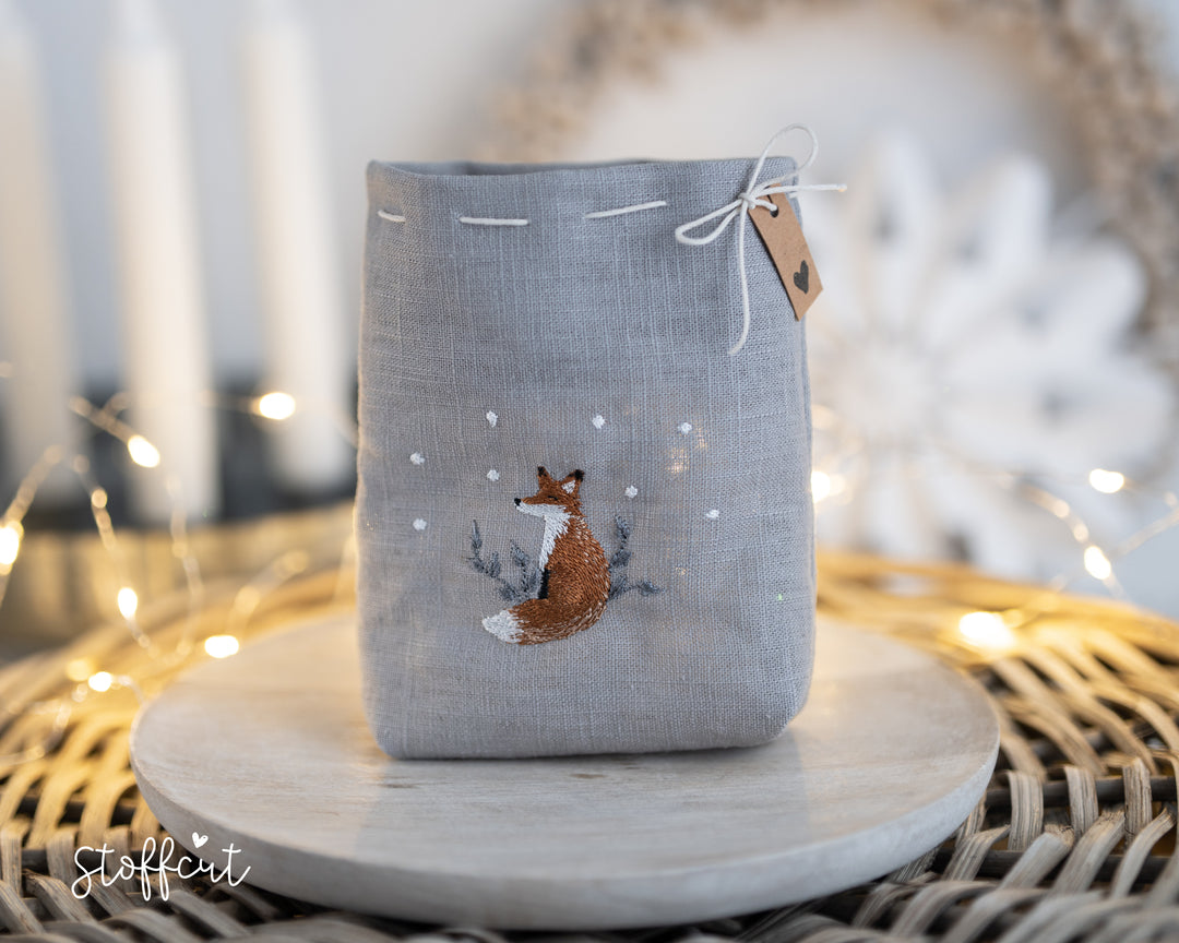 Stickdatei kleiner Fuchs  in Handstickoptik | Zartes Stickmotiv