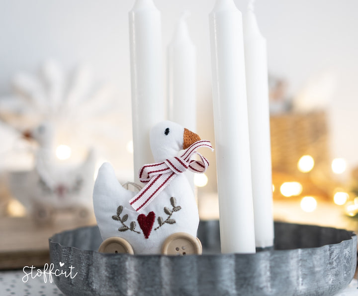 Stickdatei ITH Gans mit Herz